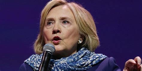 At Yale Speech Hillary Clinton Recounts Sexism From Harvard Professor