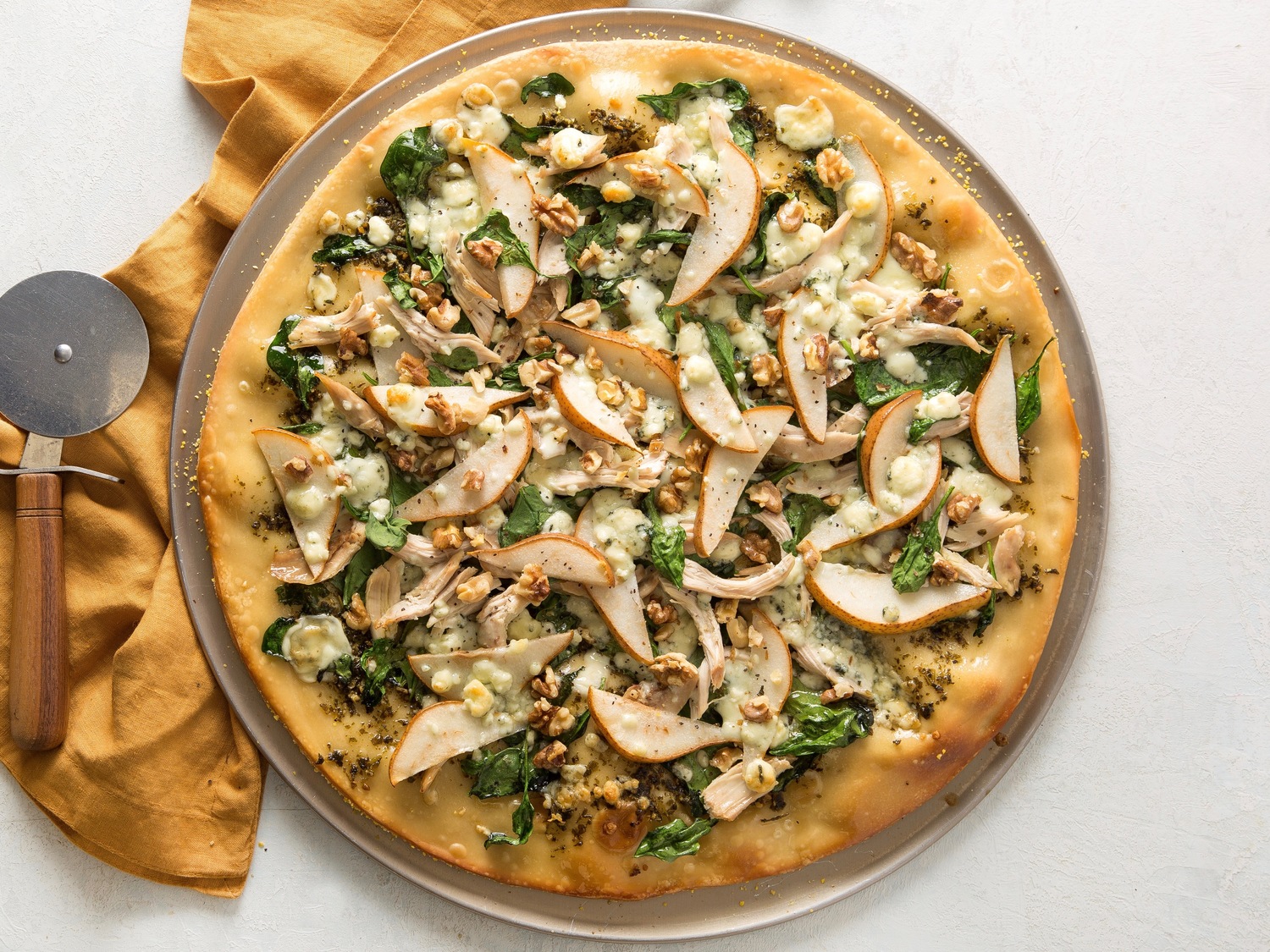 Pear And Gorgonzola Chicken Pesto Pizza