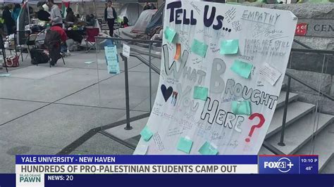 Students Protest Yale S Investments In Weapons Manufactures Fox61 Com